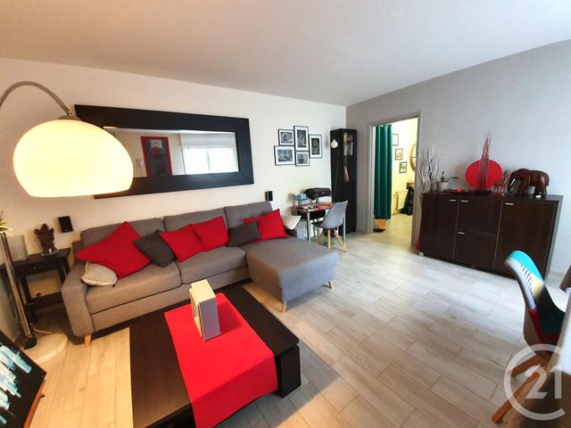 Appartement F2 à vendre - 2 pièces - 51.39 m2 - CRETEIL - 94 - ILE-DE-FRANCE - Century 21 Pointe Du Lac
